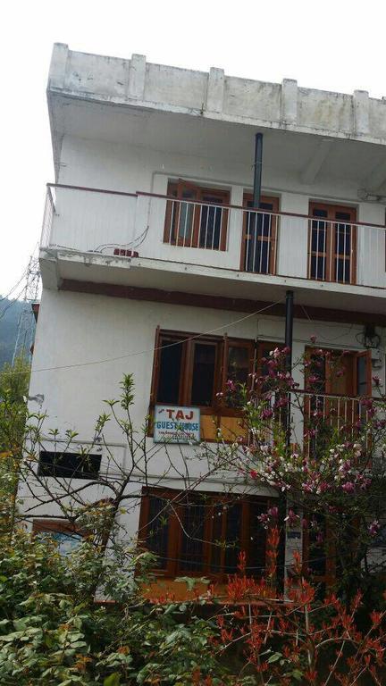 Taj Guest House Srīnagar Extérieur photo